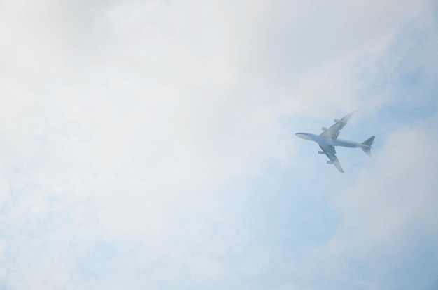 Taoyuan Taiwan 04 APR 2019 Aereo nel cielo