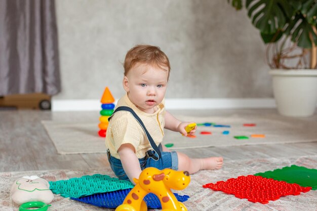 Tappetino per massaggio ai piedi del bambino Esercizi per le gambe massaggio ortopedico prevenzione del tappeto piedi piatti