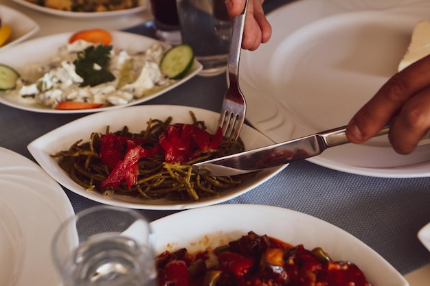 Tavolo da pranzo tradizionale turco e greco