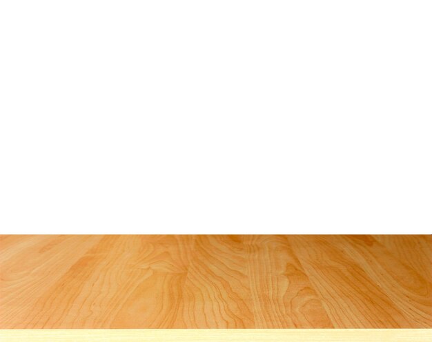 Tavolo in legno su sfondo bianco