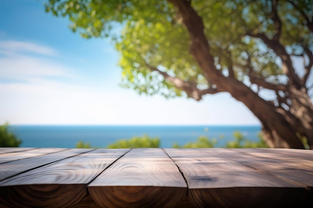 Tavolo in legno vuoto sullo sfondo del mare Scrivania con spazio libero per l'esposizione del prodotto Creato ai generativo