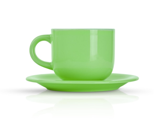 Tazza da tè moderna verde lucida isolata su sfondo bianco