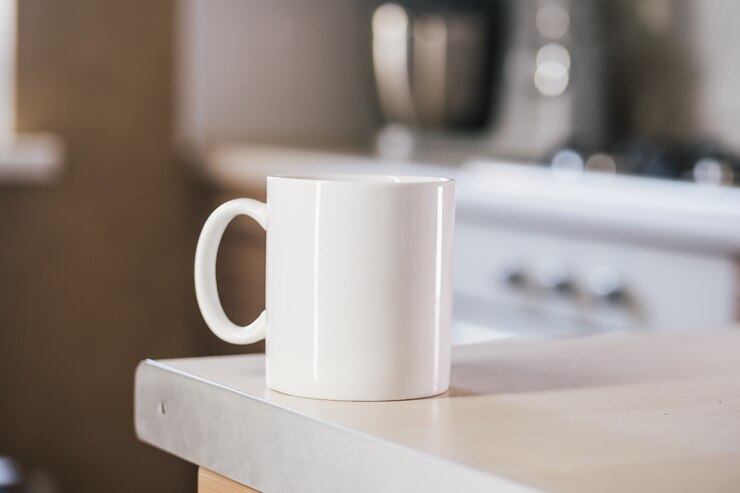 Foto tazza di caffè sul tavolo