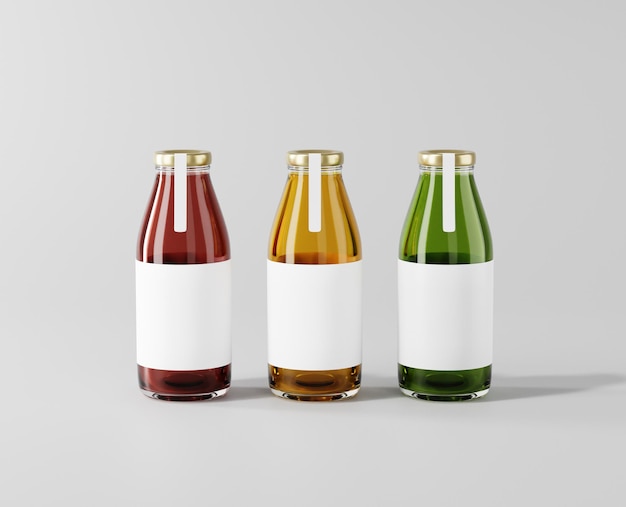 Tè al succo di frutta in una bottiglia di vetro trasparente, una bottiglia di vetro di mockup di bevande
