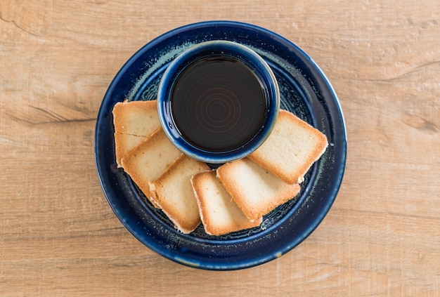 tè con biscotti