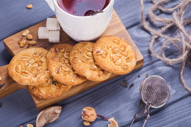 Tè con biscotti