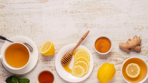 Tè verde al limone e miele Rimedi immunitari e contro il raffreddore