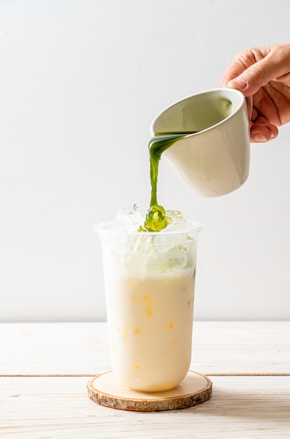 tè verde freddo matcha latte