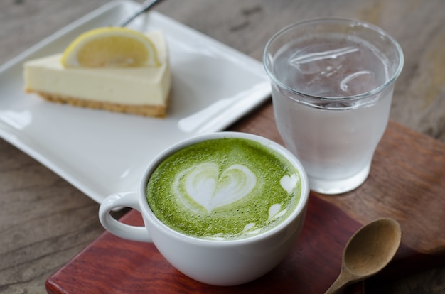 Tè verde Latte / Matcha tea art e torta al limone