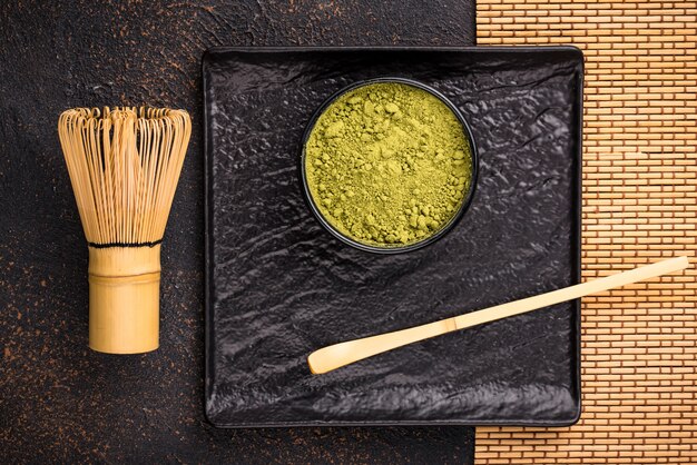 Tè verde matcha giapponese in polvere