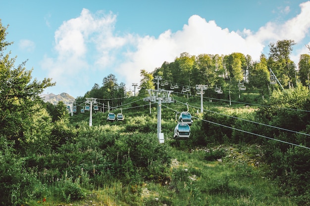 teleferica nella località montana di Rosa Khutor