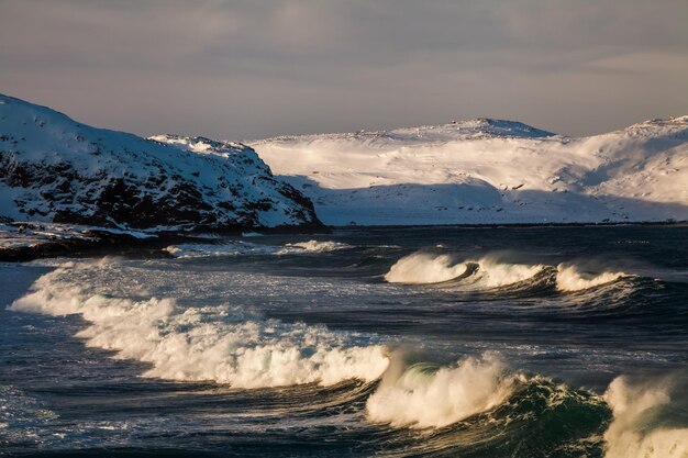 Tempesta in inverno nell'Oceano Artico