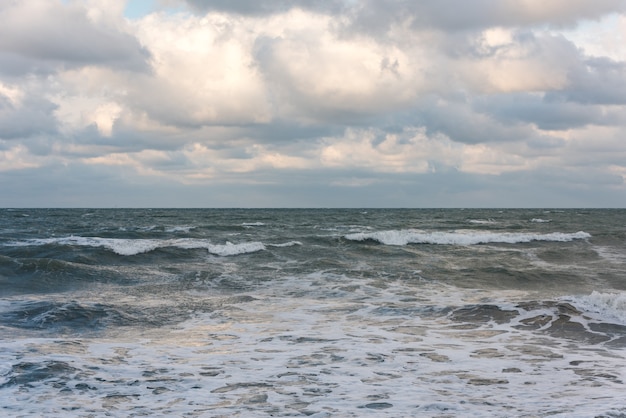 Tempesta in mare