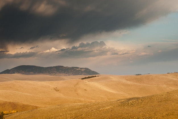 Tempesta nelle praterie del Colorado.