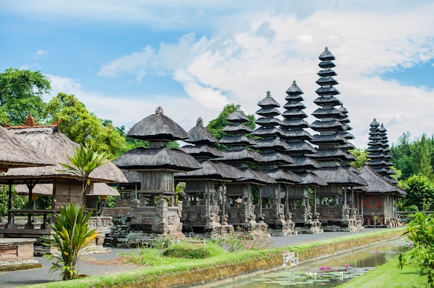 Tempio balinese tradizionale Induzm Bali