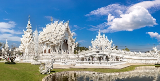 Tempio bianco (Wat Rong Khun) a Chiang Rai