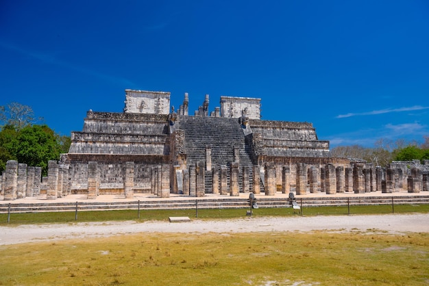 Tempio dei guerrieri a Chichen Itza Quintana Roo Messico Rovine Maya vicino a Cancun