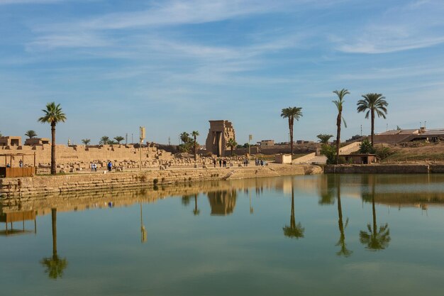 Tempio di Karnak Sculture colossali dell'antico Egitto nella valle del Nilo a Luxor