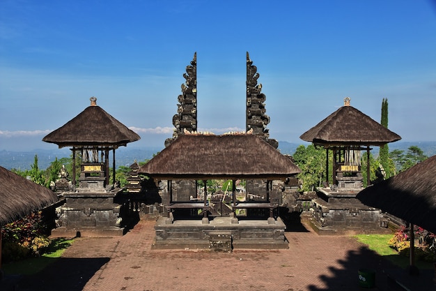 Tempio di Pura Besakih sull'isola di Bali, Indonesia