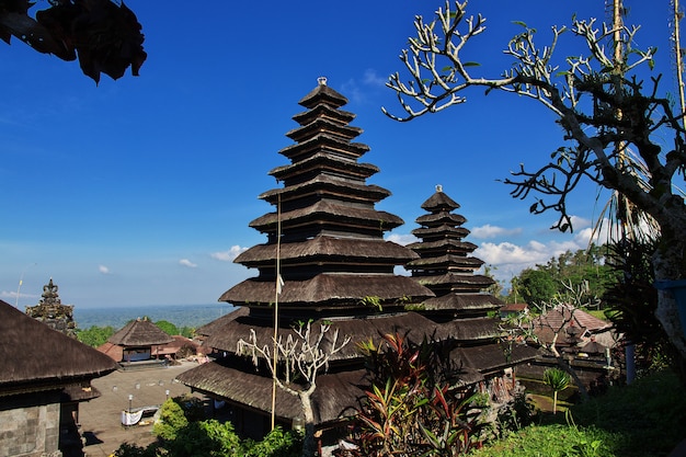 Tempio di Pura Besakih sull'isola di Bali, Indonesia