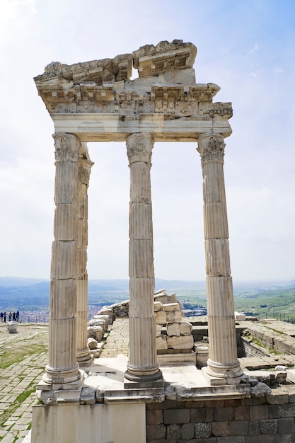 Tempio di Traiano nell'antica città di Pergamo, Bergama, Turchia