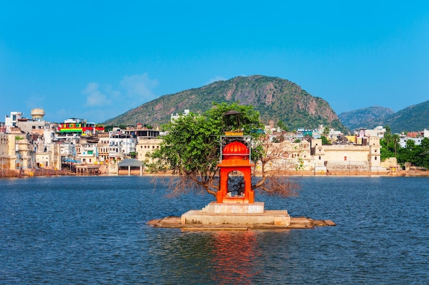 Tempio indù sul lago Pushkar India