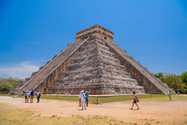 Tempio Piramide di Kukulcan El Castillo Chichen Itza Yucatan Messico Civiltà Maya