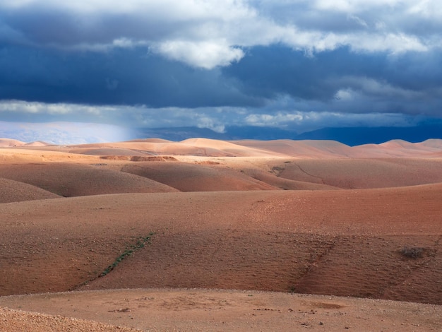 Tenda berbera nel deserto di Agafay a Marrakech in Marocco