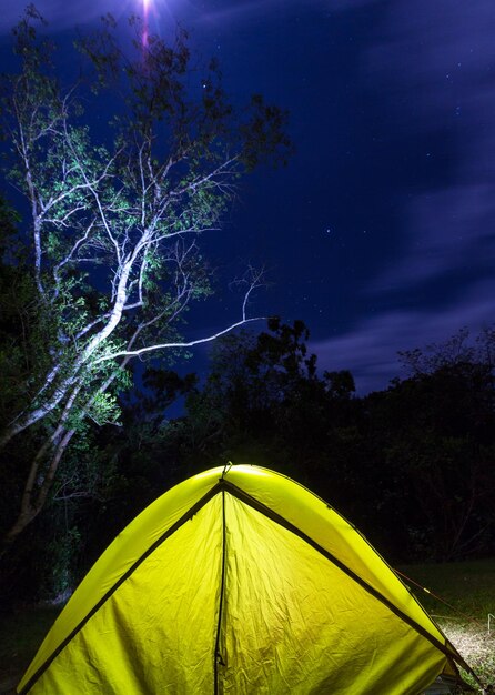 Tenda di notte