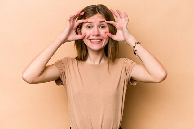 tenere gli occhi aperti per trovare un'opportunità di successo