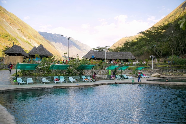 Terme di Cocalmayo nel distretto di Santa Teresa, sulla strada per Machu Picchu, a Cusco in Perù.