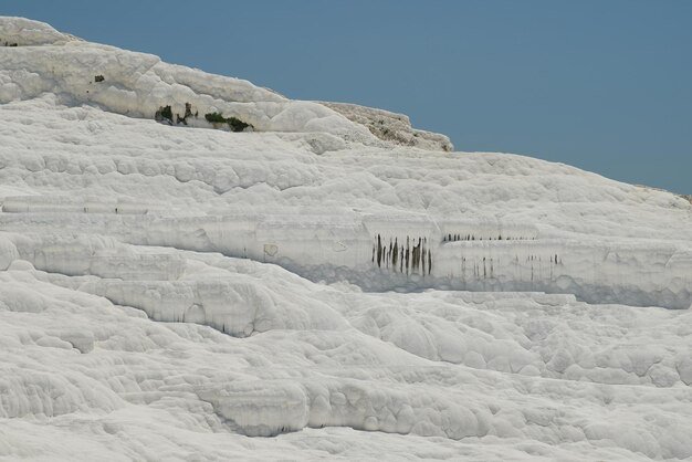 Terrazze di travertino a Pamukkale a Denizli Turkiye