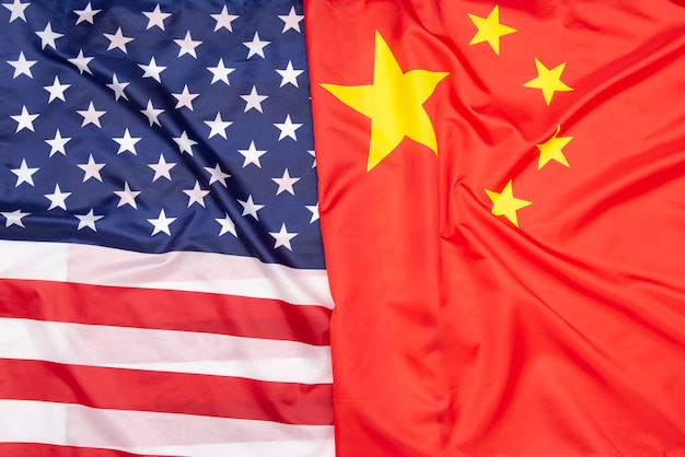 Tessuto naturale Bandiera degli Stati Uniti e Bandiera della Cina, immagine concettuale
