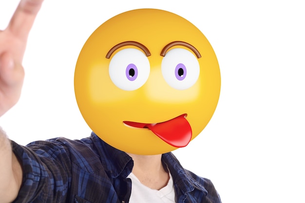 Testa di Emoji prendendo selfie.