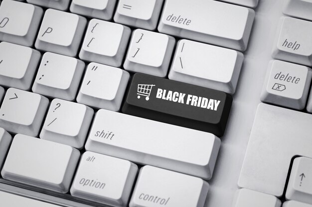 Testo del Black Friday sulla tastiera