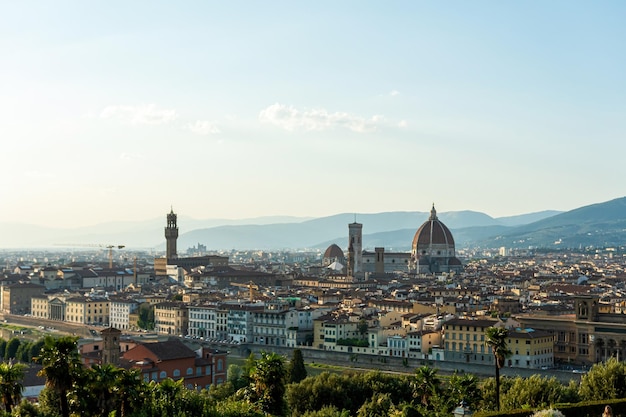 Tetti di Firenze e cattedrale di Santa Maria del Fiore o Duomo regione Toscana d'Italia