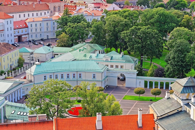 Tetti sul palazzo presidenziale a Vilnius, Lituania