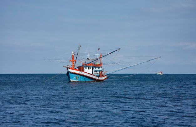 Thailandia, MU KOH ANGTHONG National Marine Park, barche da pesca locali