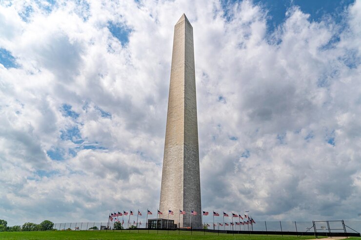 Photo the washington monument is the tallest building in the world.