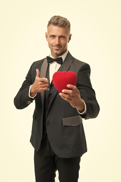 Ti amo Sii il mio Valentino Vero gentiluomo Celebrando l'amore Uomo rosso cuore di San Valentino Appuntamento romantico Elegante uomo alla moda sicuro Uomo d'affari vestito formale Simbolo d'amore San Valentino