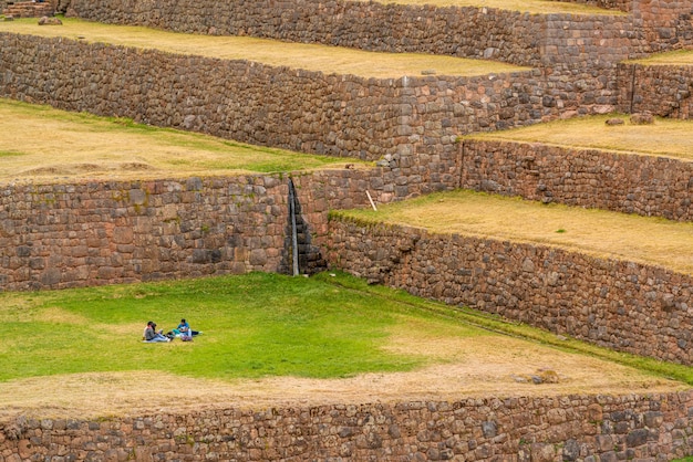 tipon parco archeologico quispicanchi vicino a cusco perù