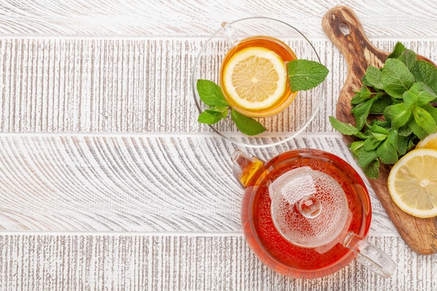 Tisana alla menta e limone Tazza da tè e teiera