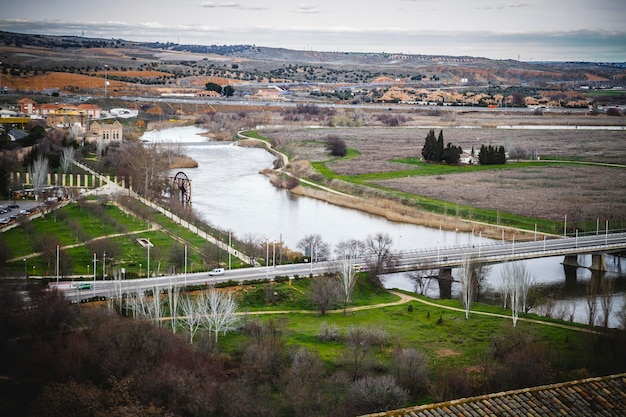 Toledo, città imperiale. Vista dal muro, tetto della casa