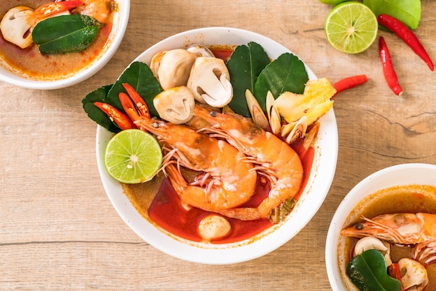 Tom Yum Goong Zuppa piccante acida