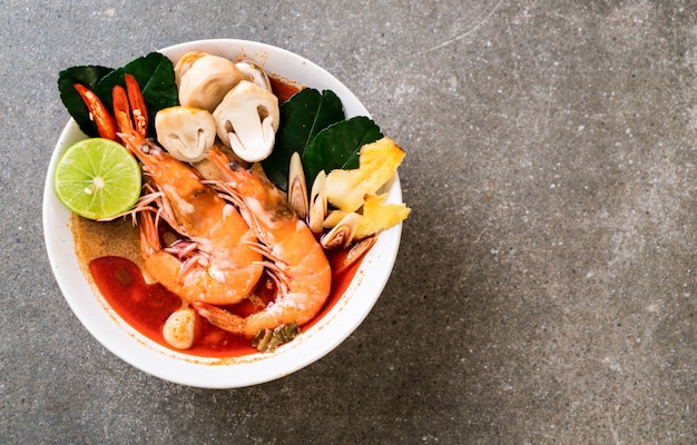 Tom Yum Goong Zuppa piccante acida