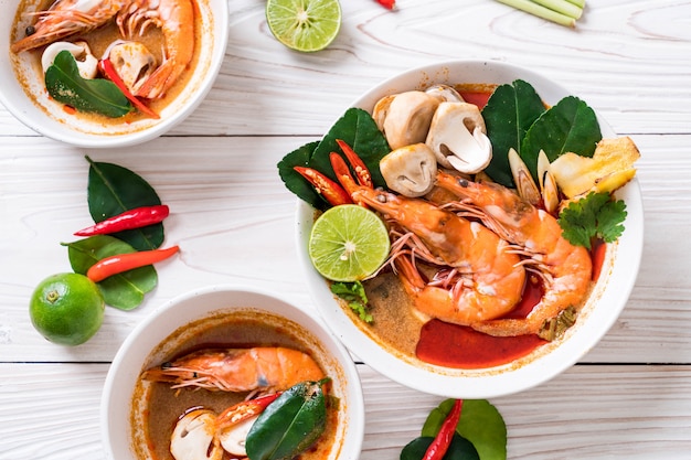 Tom Yum Goong Zuppa piccante acida