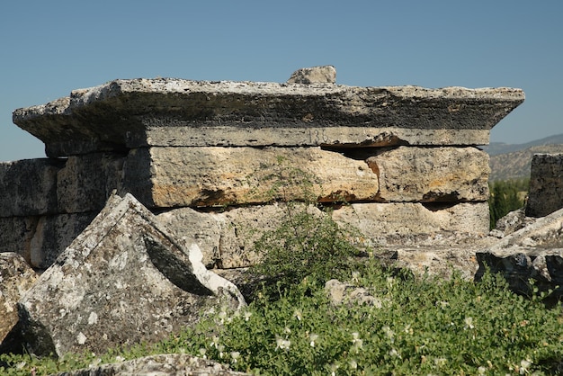 Tombe alla città antica Pamukkale Denizli Turkiye di Hierapolis