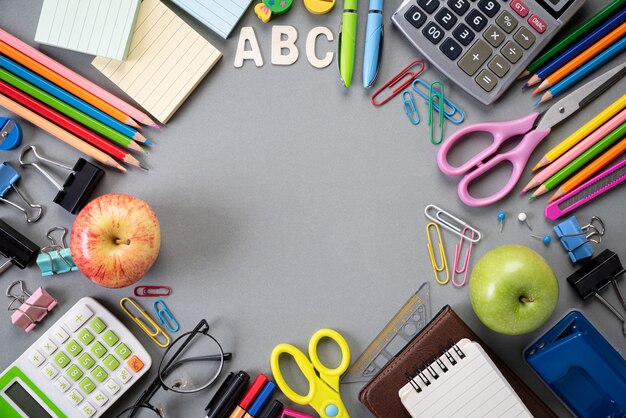 torna agli accessori della scuola