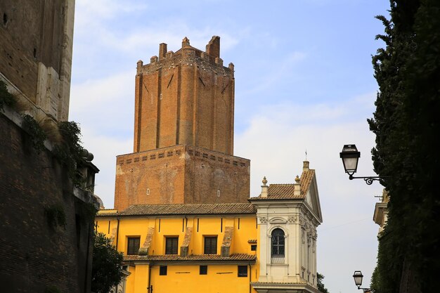 torre delle milizie, detta anche torre del Nerone, torre medievale sopra il mercato di Traiano