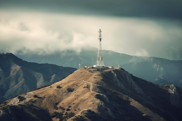 Torre delle telecomunicazioni in cima a una montagna Ai generata
